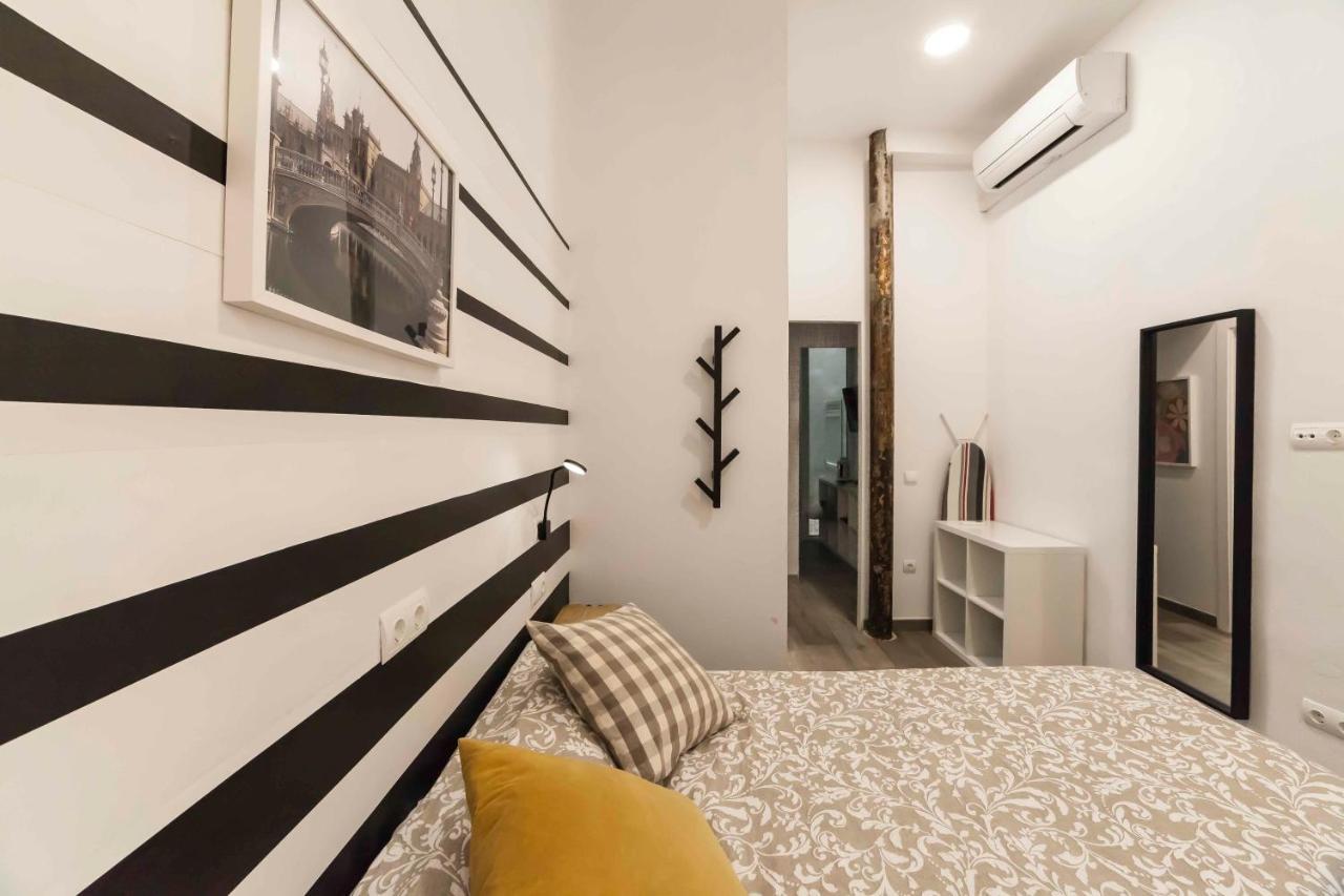 Mar - Beautiful Apartment With Two Bedrooms And Two Bathrooms Siviglia Esterno foto